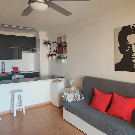 Seafront Golden Mile Americas Hard Rock Apartman