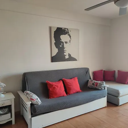 Seafront Golden Mile Americas Hard Rock ארונה