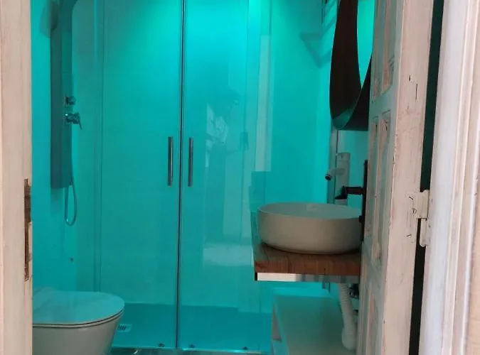 Апартаменты Seafront Golden Mile Americas