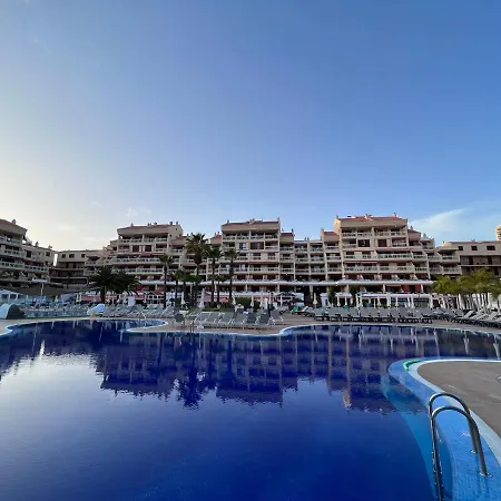 Seafront Golden Mile Americas